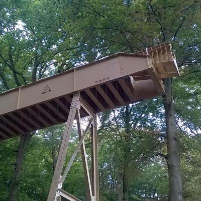 Le frein de bouche de la réplique de la catapulte de lancement